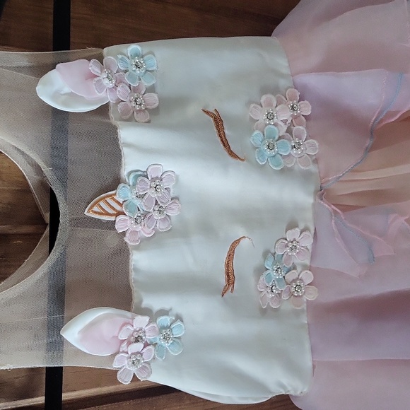 Unicorn party dress - Picture 2 of 5